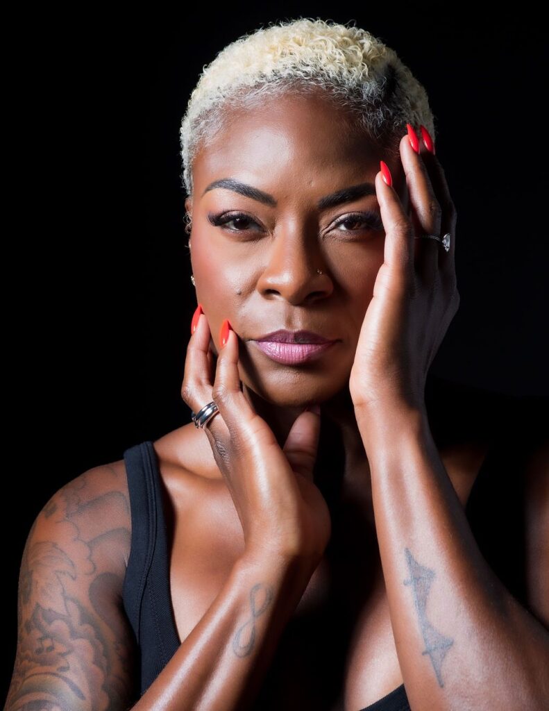 Jully Black